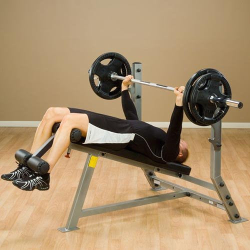 Body Solid Pro Club Line Bankdrückerbank negativ (SDB351G)