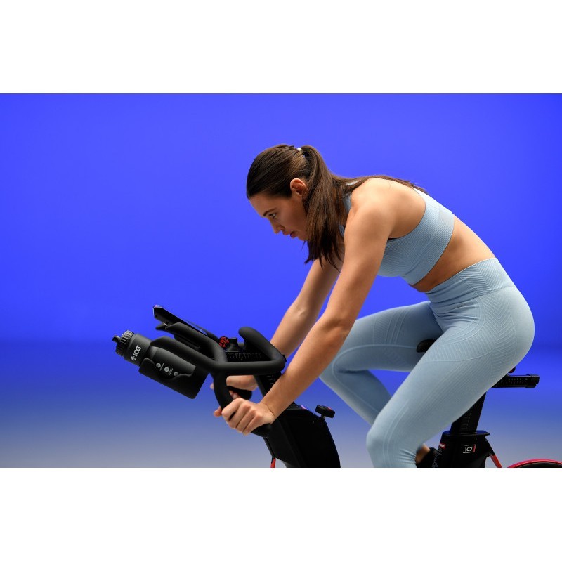 Life Fitness IC7 Indoor Cycle powered by ICG
