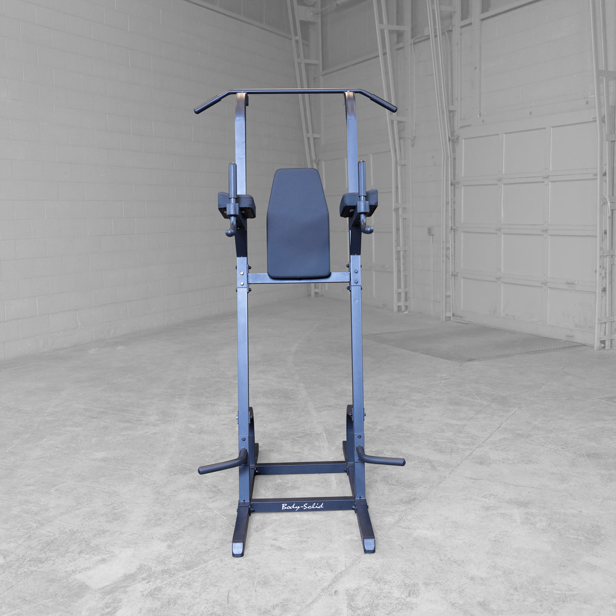 Body Solid Kniebeuge-/Dip-/Klimmzugstation GVKR82B