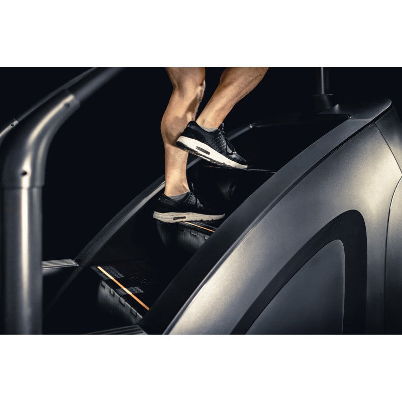 Spirit Fitness Commercial CSC900 Climbmill