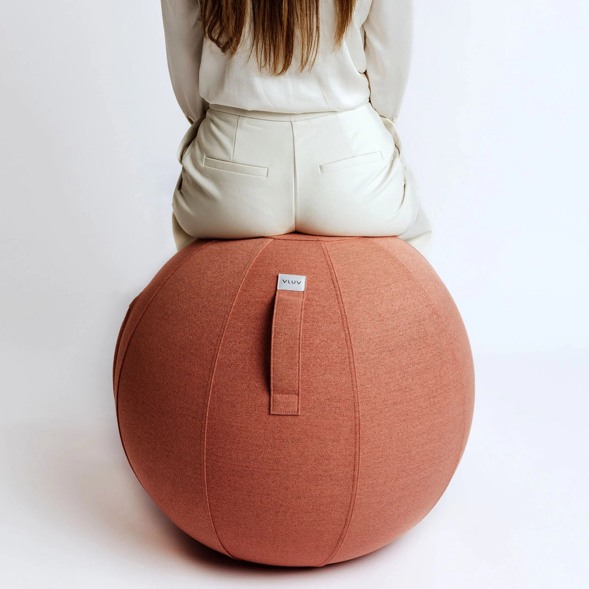 VLUV SOVA Stoff-Sitzball, salmon, 60-65cm