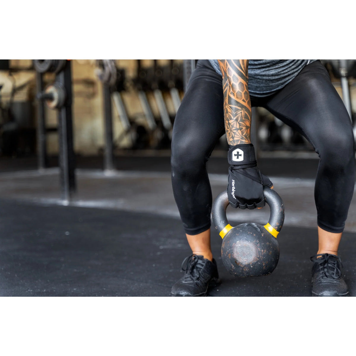 Harbinger Trainingshandschuhe mit Handgelenkbandage, schwarz