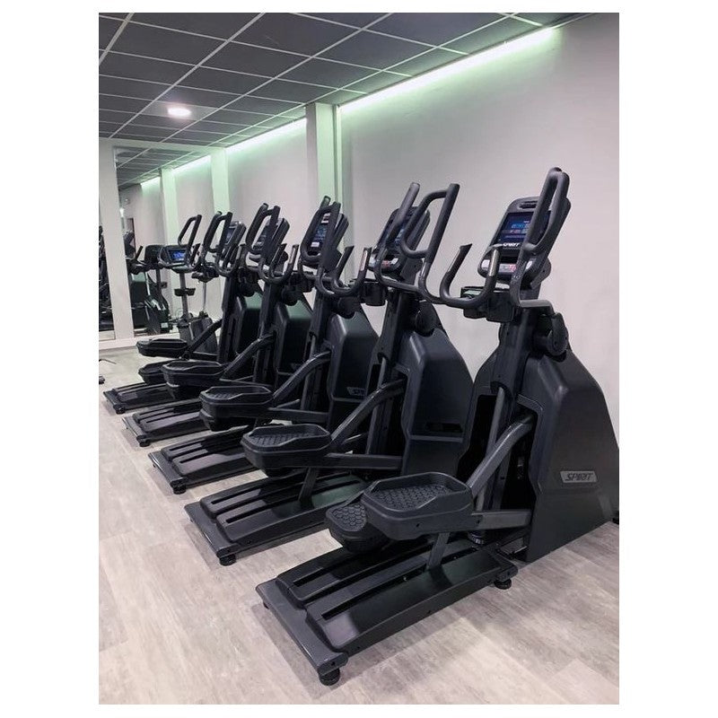 Spirit Fitness Commercial CE1000ENT Phantom Crosstrainer