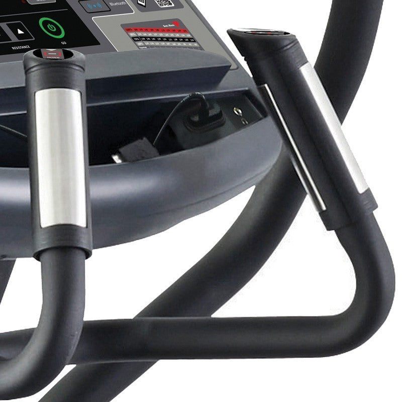 Circle Fitness E7 LED Crosstrainer – Ansicht 6