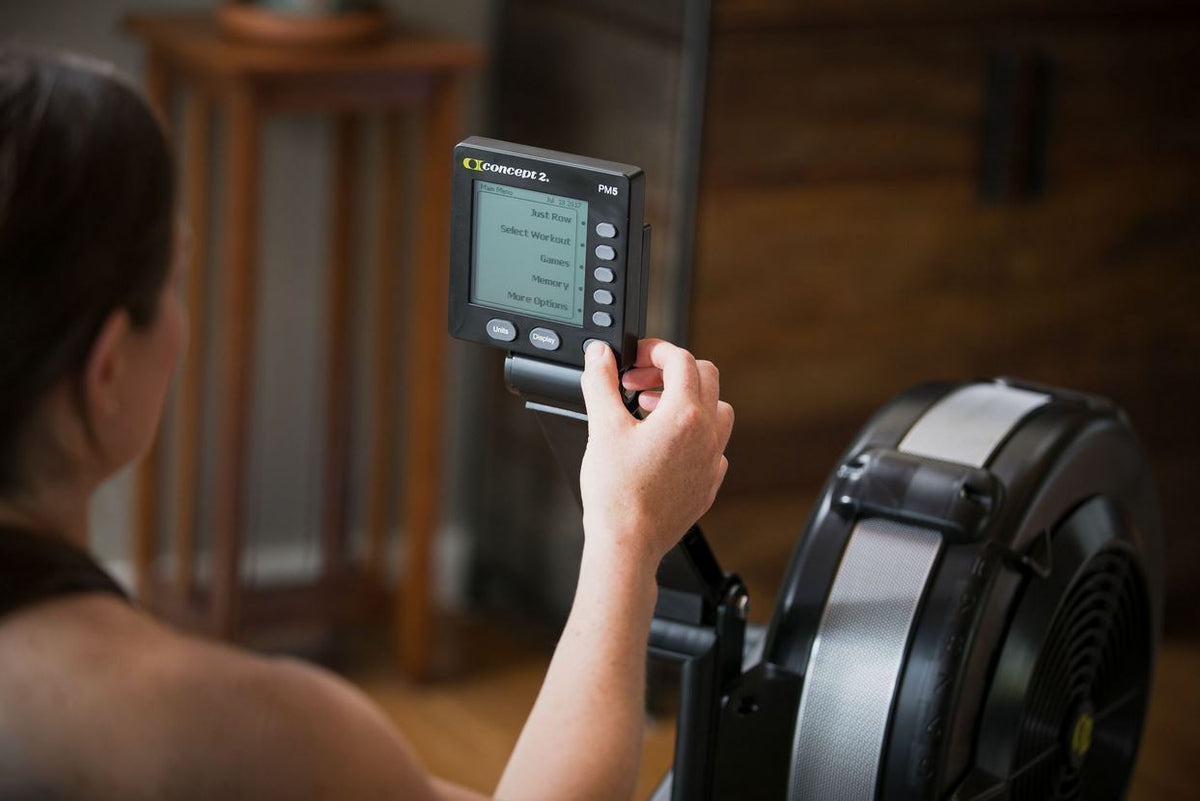 Concept2 RowErg Ruderergometer Tall mit PM5-Monitor
