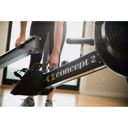 Concept2 RowErg Ruderergometer Tall mit PM5-Monitor