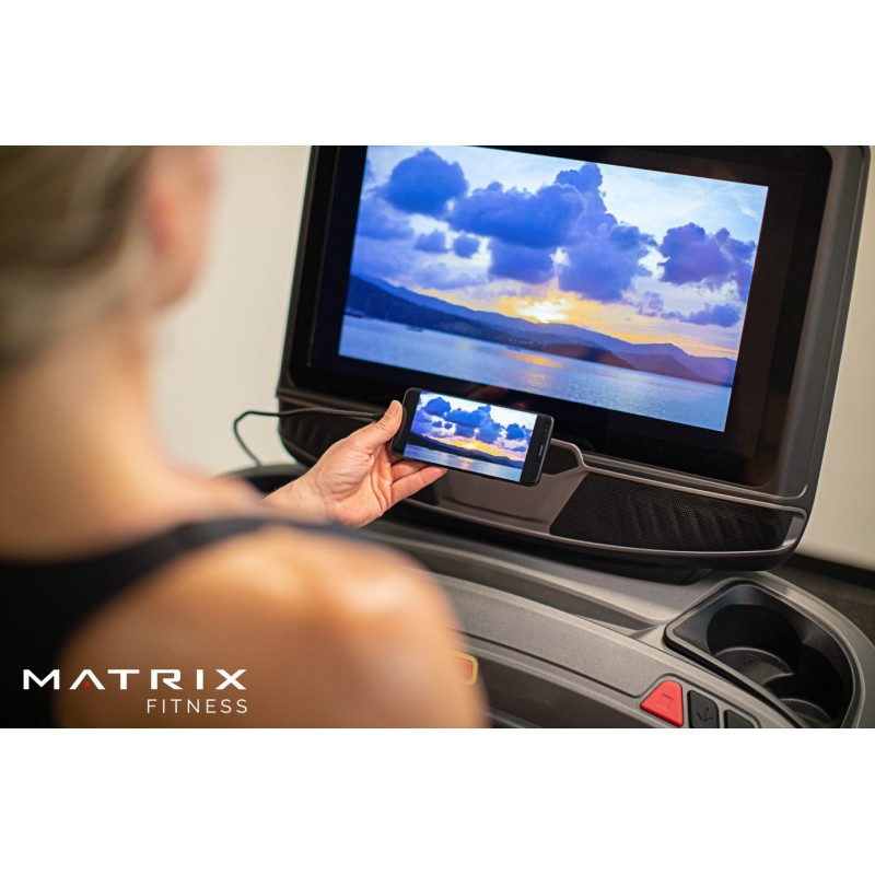 Matrix Fitness R50XUR Recumbent Bike