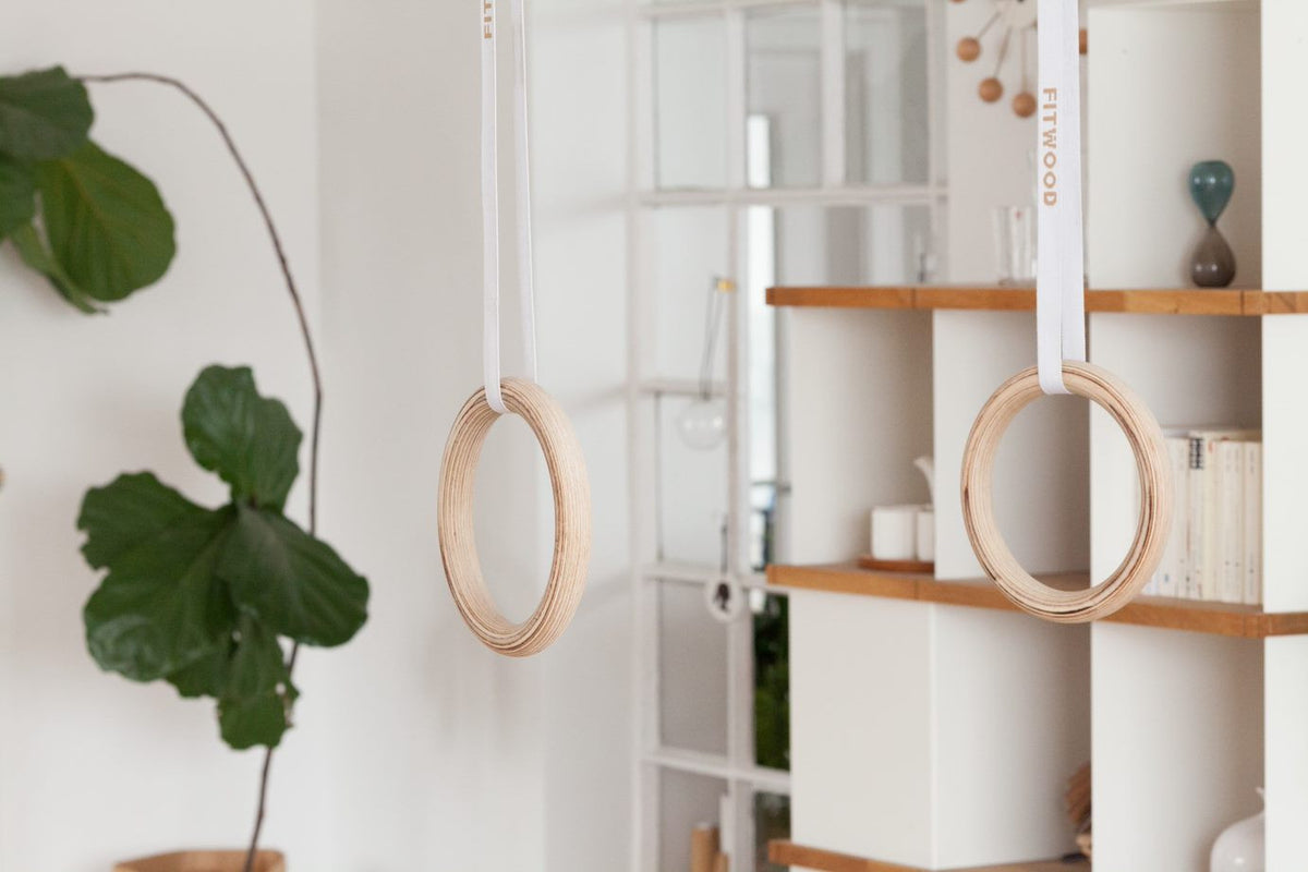 Fitwood Premium Gymnastikringe ULPU, Holzausführung in glasiertem weiss mit weisser Schlaufe