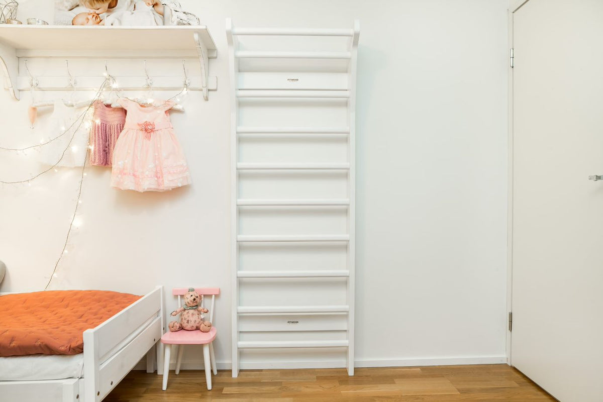Fitwood Sprossenwand TAIMI Mini weisses Holz