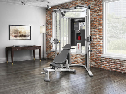 Life Fitness Kraftstation G7 mit Multifunktionsbank