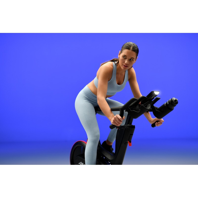 Life Fitness IC7 Indoor Cycle powered by ICG
