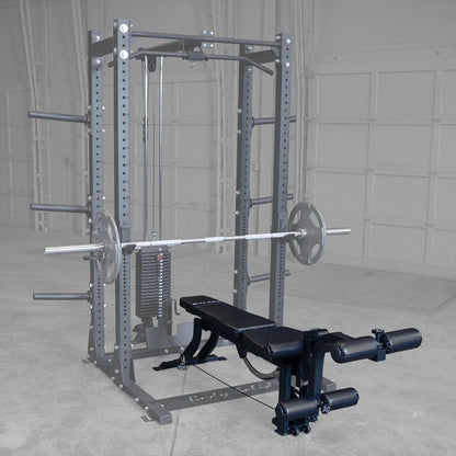 Body Solid  Trainingsbank mit kabelgebundenem Beinteil (GLEG)