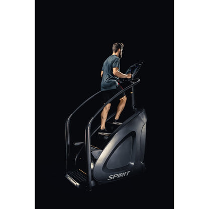 Spirit Fitness Commercial CSC900 Climbmill