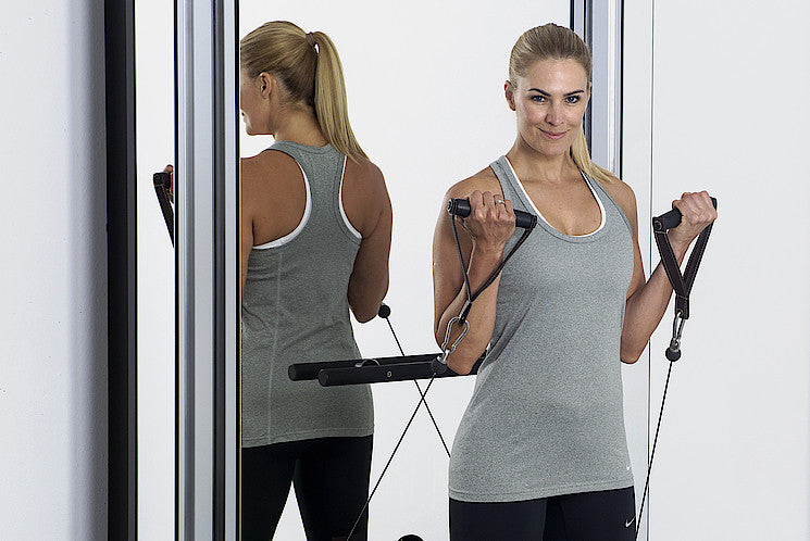 Stil-Fit Kabelzug Essence mit Spiegel - AUSSTELLUNGSMODELL