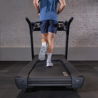 Inspire Series T7S Laufband