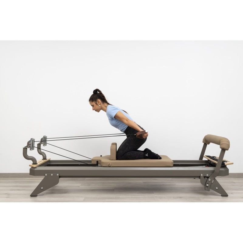 Hegren Pilates Reformer Talma Leder & Holz Griffe