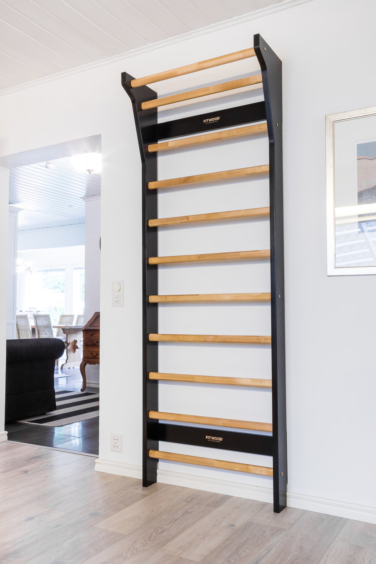 Fitwood Sprossenwand TAIMI schwarzes Holz - Birke natur