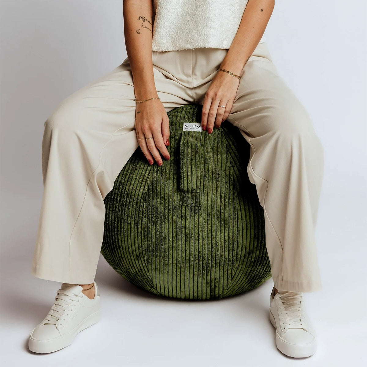 VLUV VLIP Breitcord-Sitzball, Olive, 60-65cm