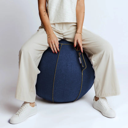 VLUV Velt Merino Wollfilz-Sitzball jeans-meliert/gold