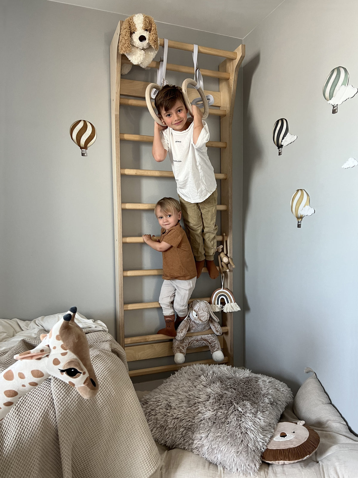 Fitwood Sprossenwand TAIMI bordeauxrot